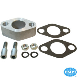 Carburettor adaptor kit with studs, nuts and gaskets