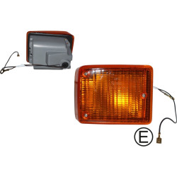 Indicator, front, orange, with E-mark, right