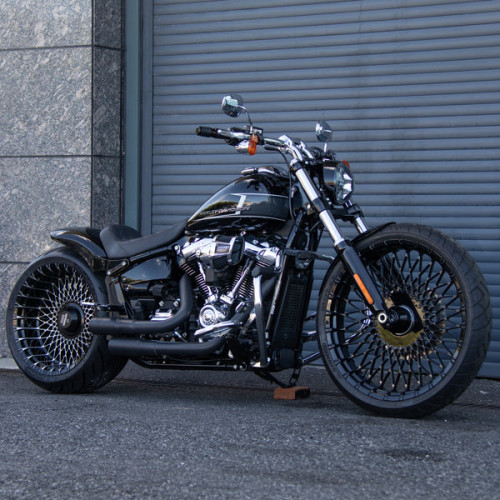 PartzBiz HD: PART-4-260 Single-sided swingarm conversion For 2020 Fat boy - Gloss black short rear fender